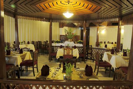 Breeze Hotel Chennai Esterno foto