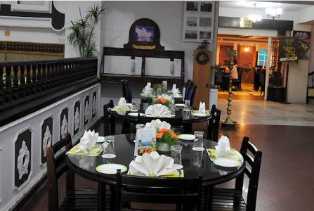 Breeze Hotel Chennai Esterno foto