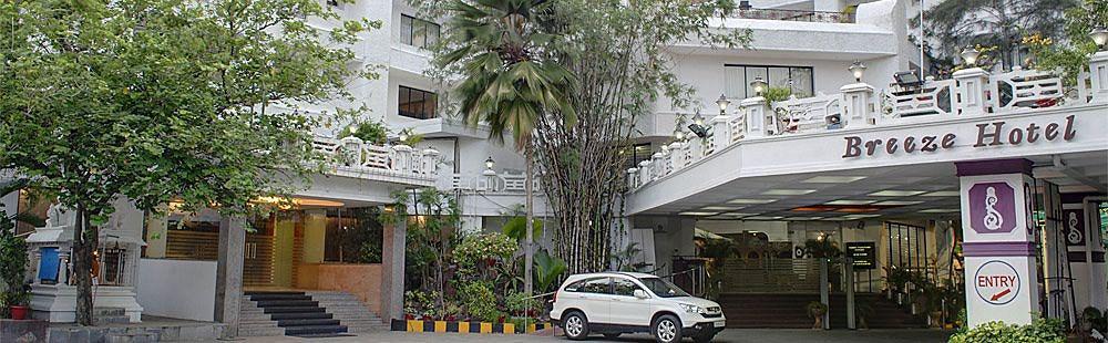 Breeze Hotel Chennai Esterno foto